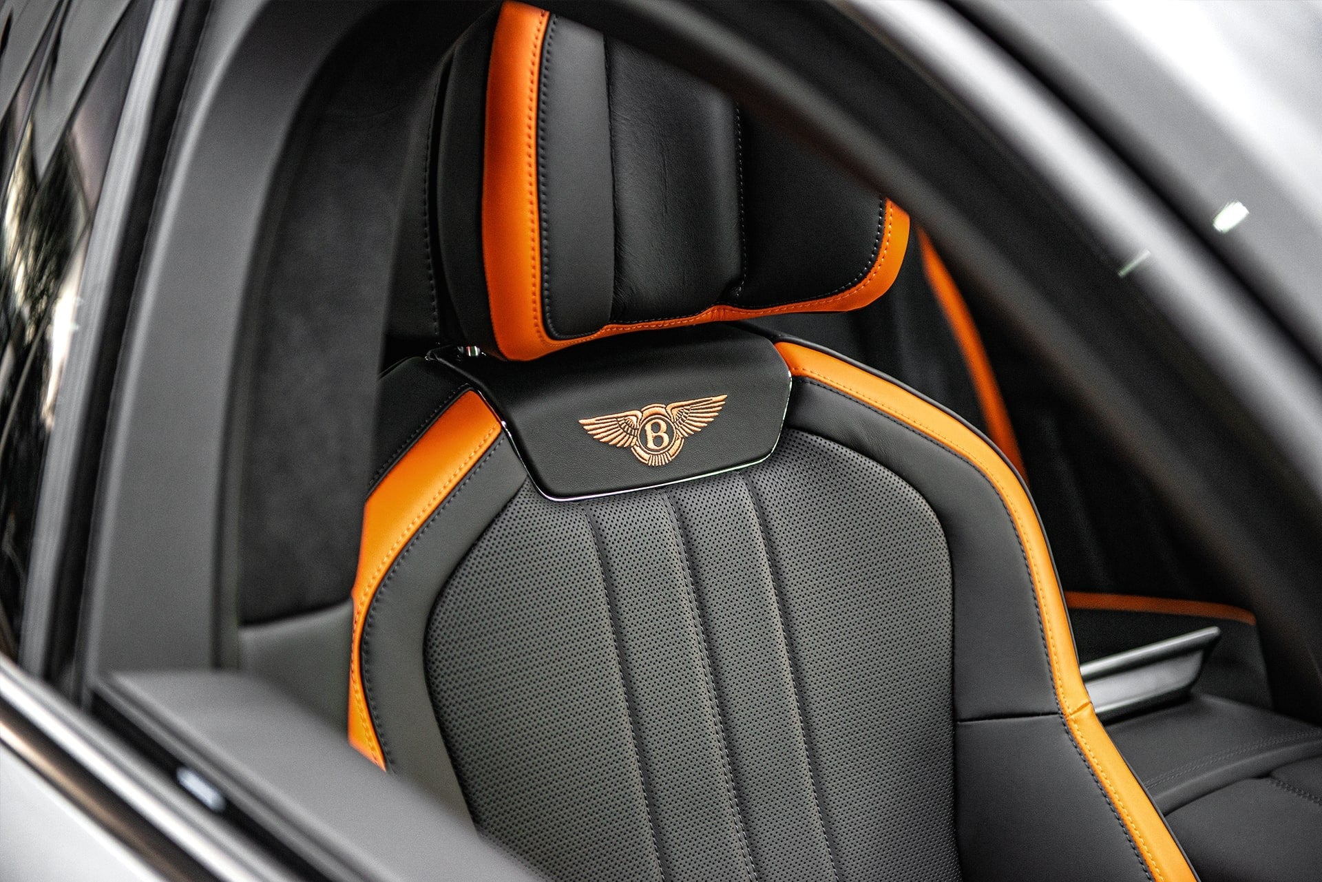 Bentley Flying Spur Carbon Edition
