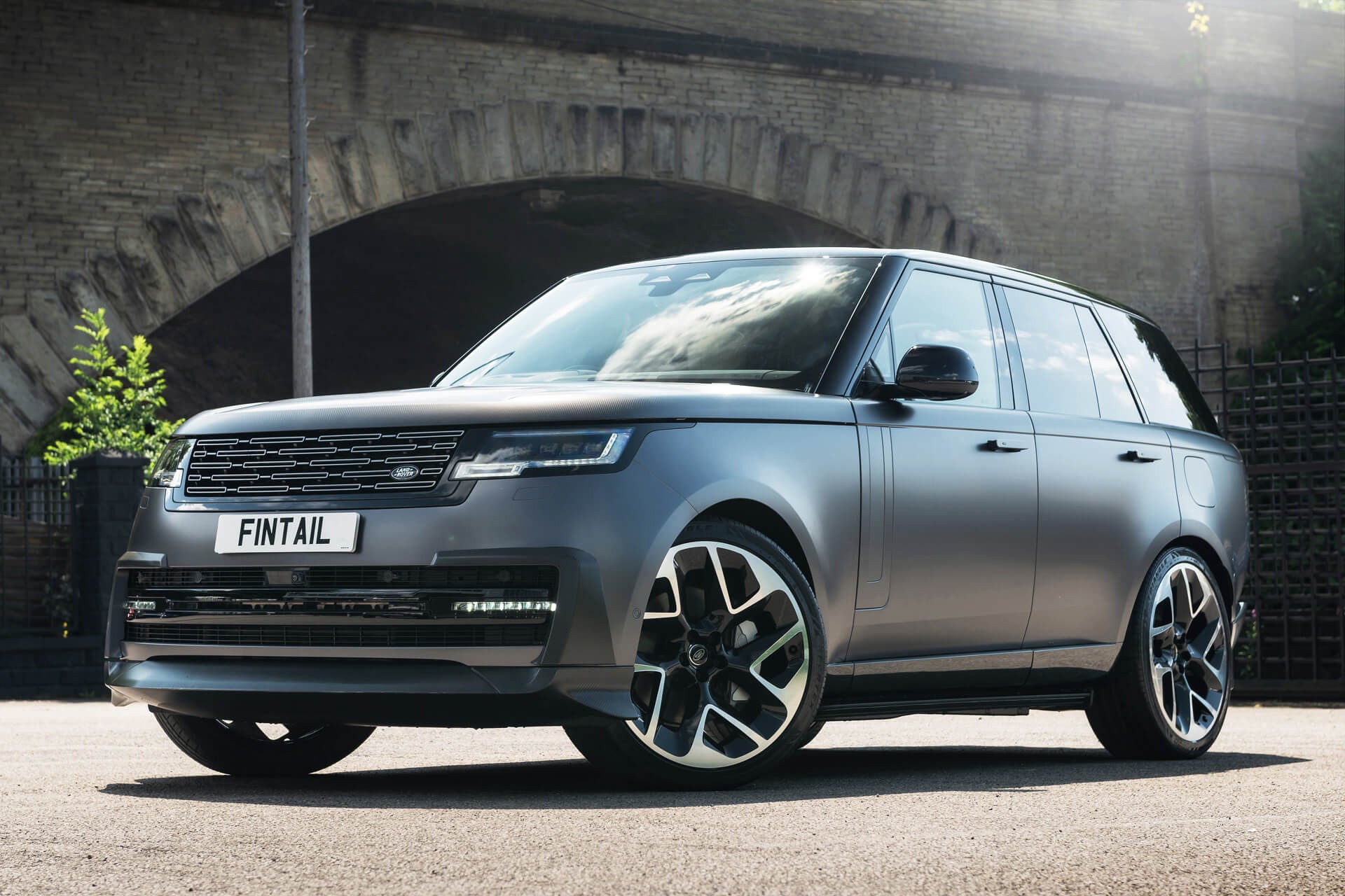 Range Rover P615 4.4 V8 SV