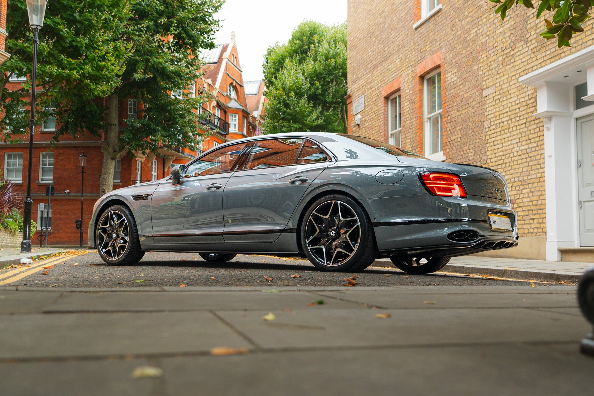 Bentley Flying Spur Carbon Edition