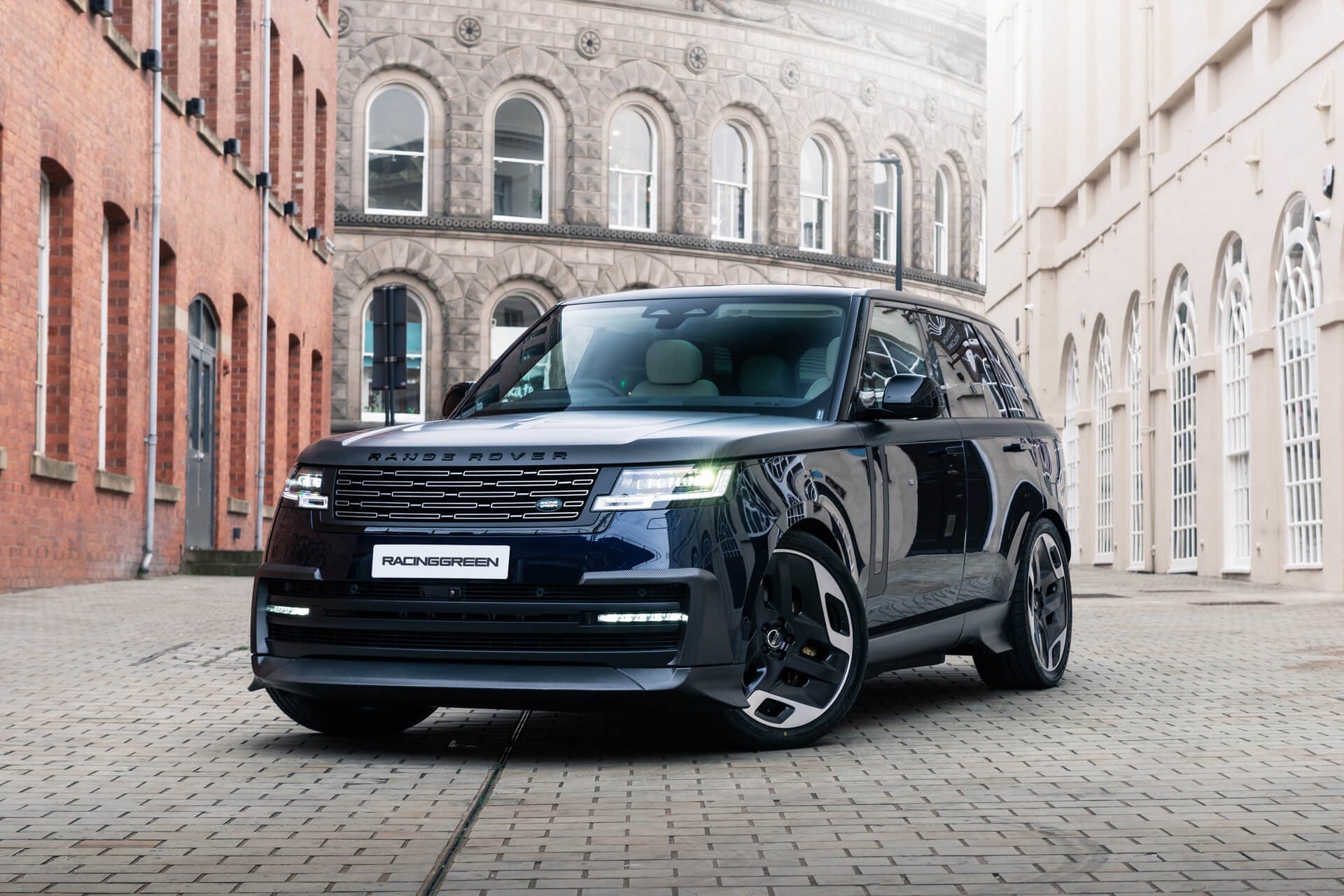 Range  Rover P440e SE