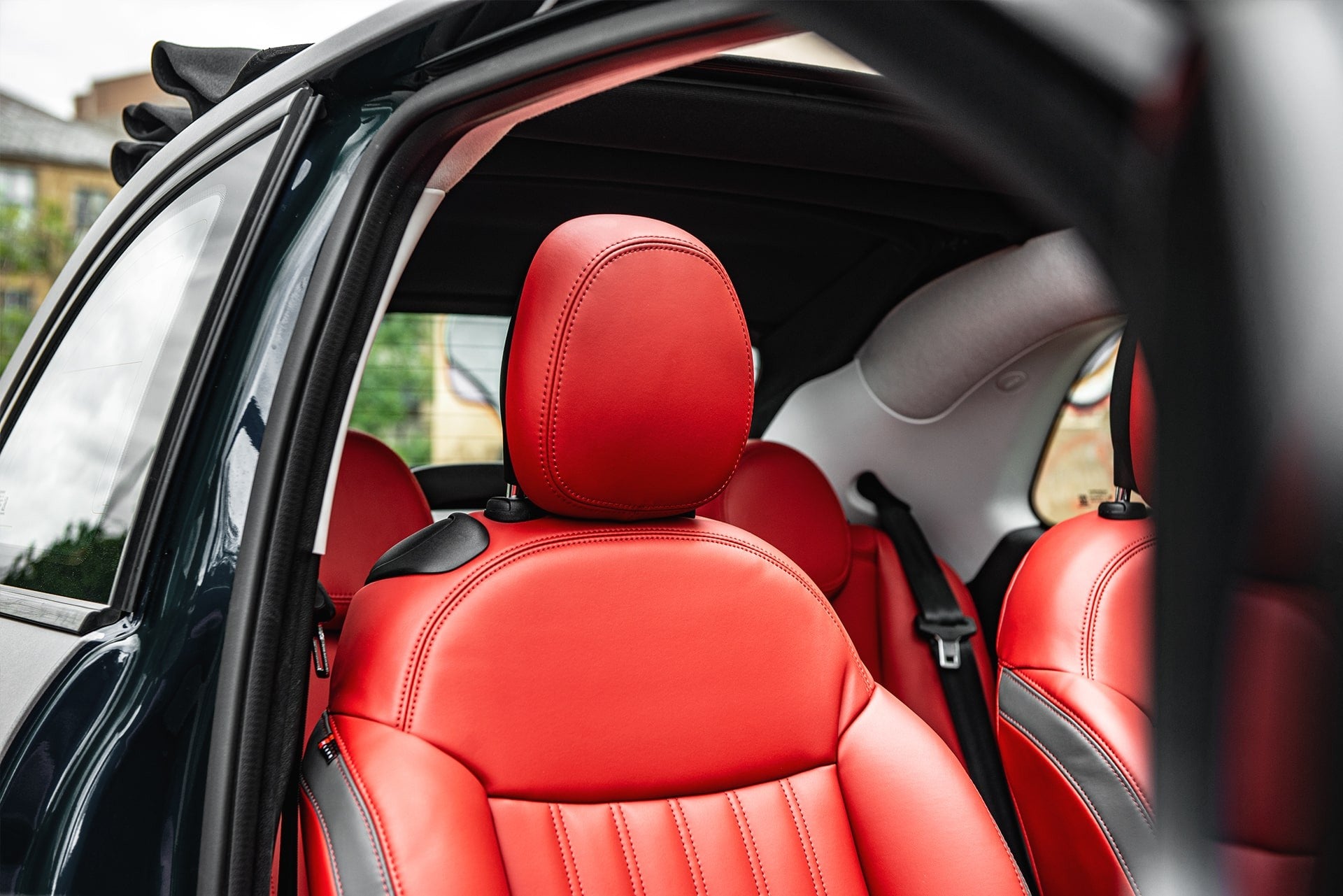 Fiat 500e C 42kWh Passion Convertible Designio by KAHN®