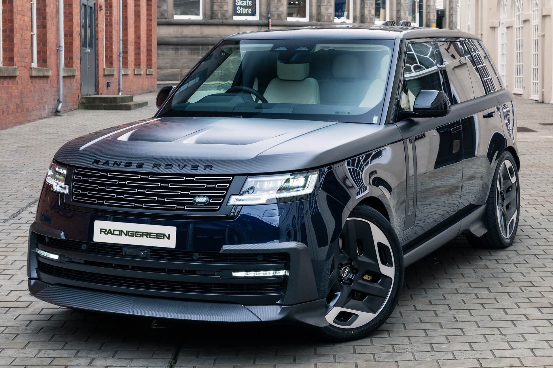 Range  Rover P440e SE