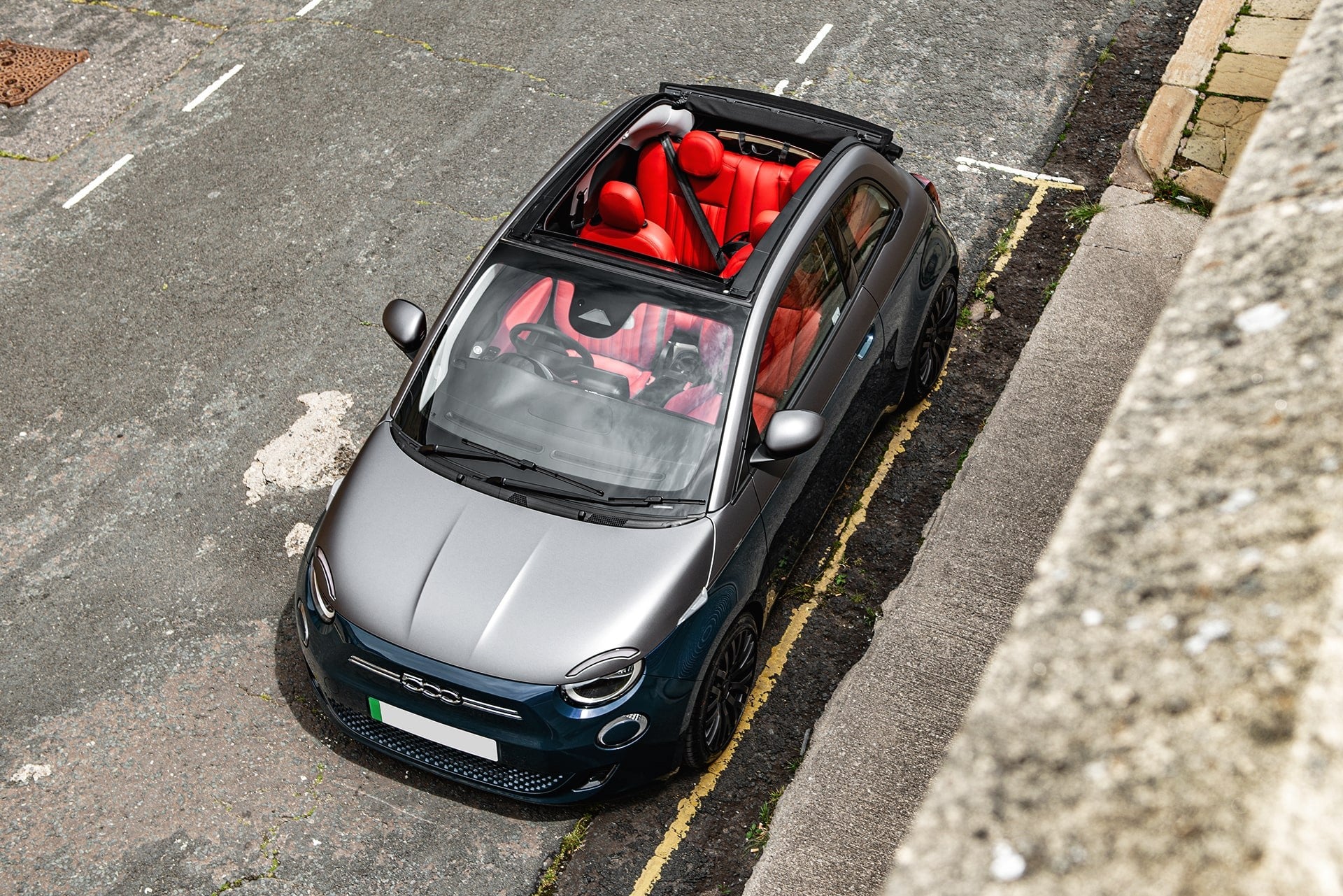 Fiat 500e C 42kWh Passion Convertible Designio by KAHN®