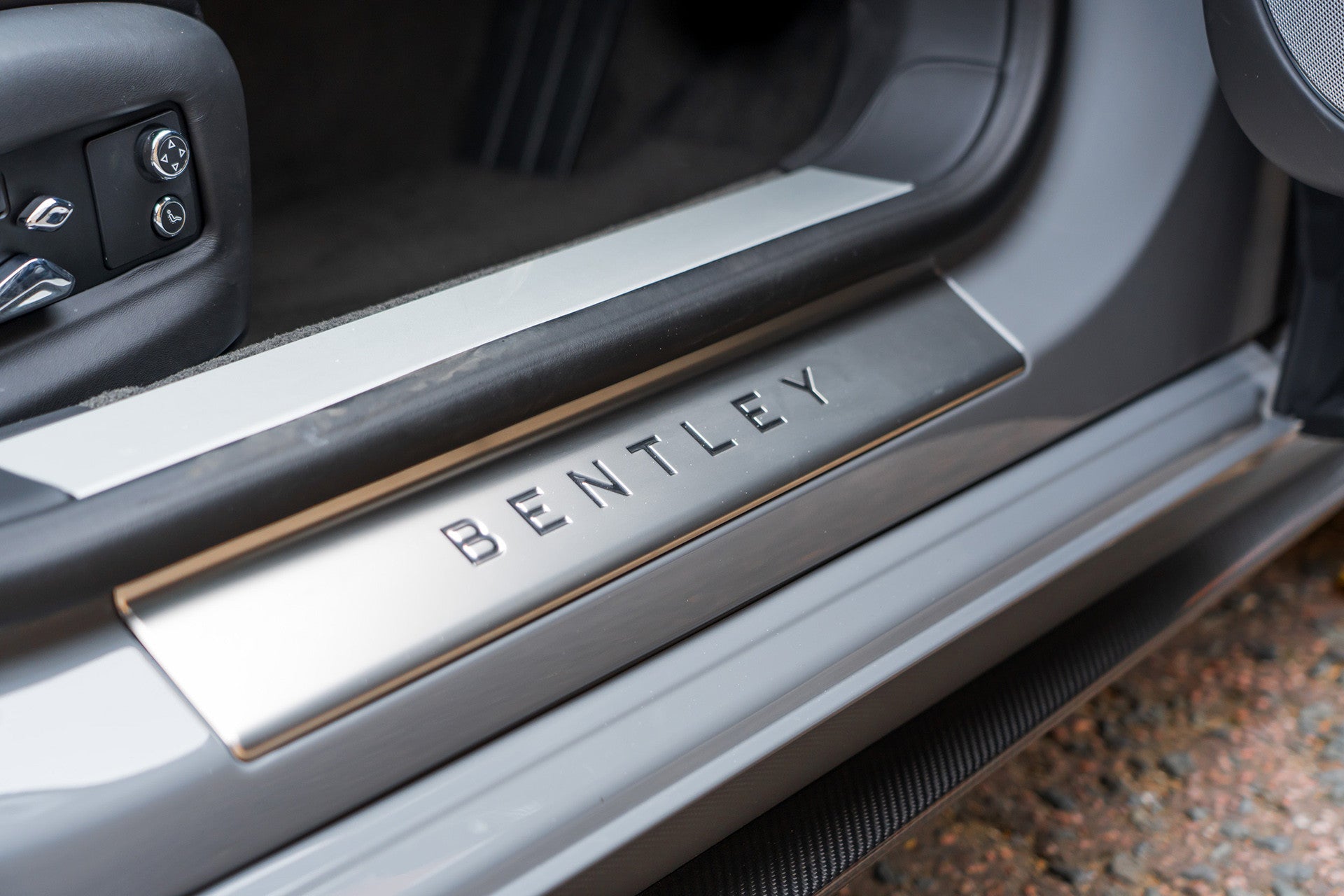 Bentley Flying Spur Carbon Edition