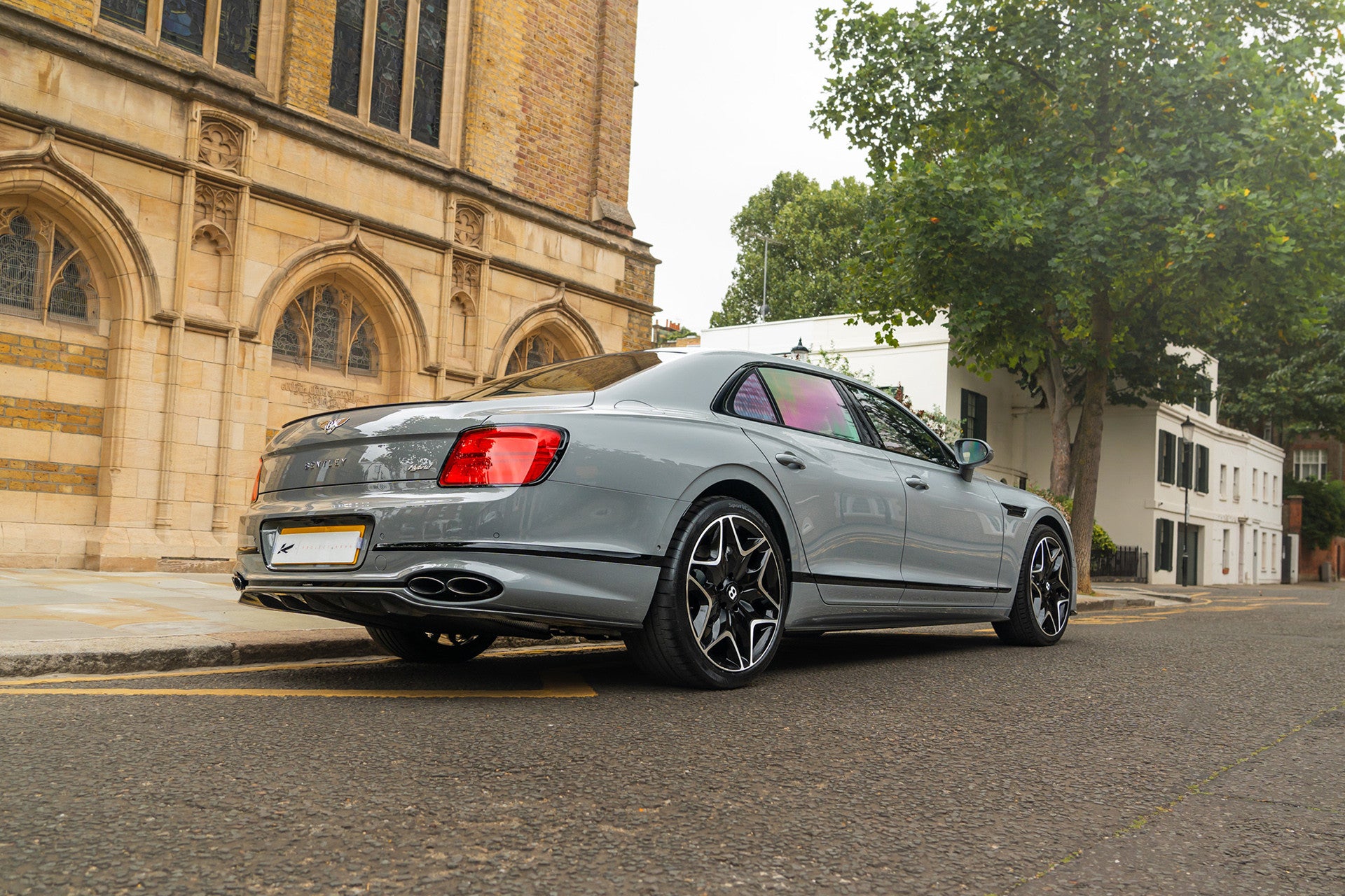 Bentley Flying Spur Carbon Edition