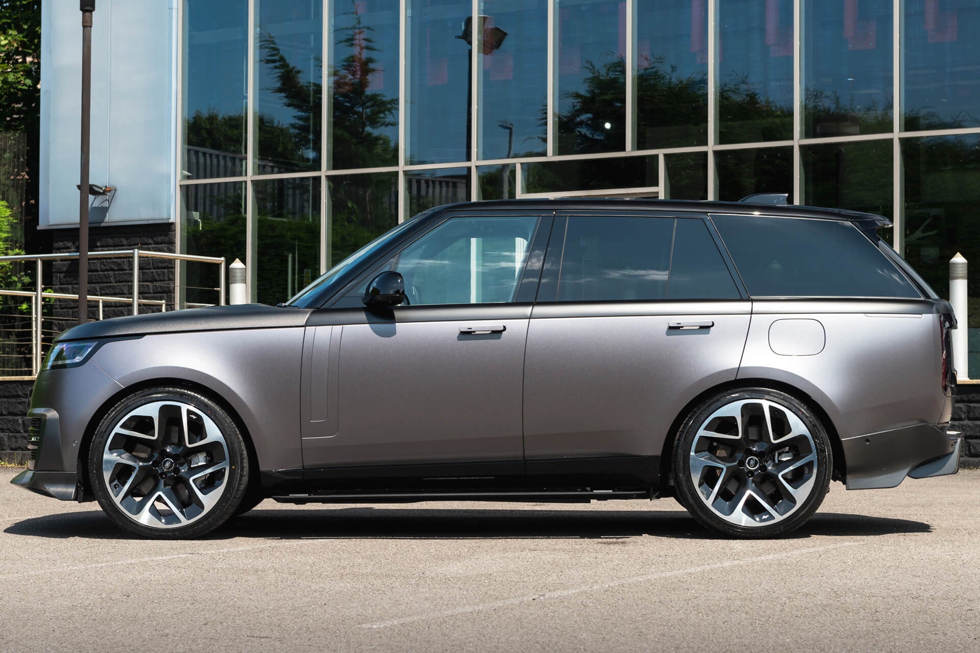 Range Rover P615 4.4 V8 SV
