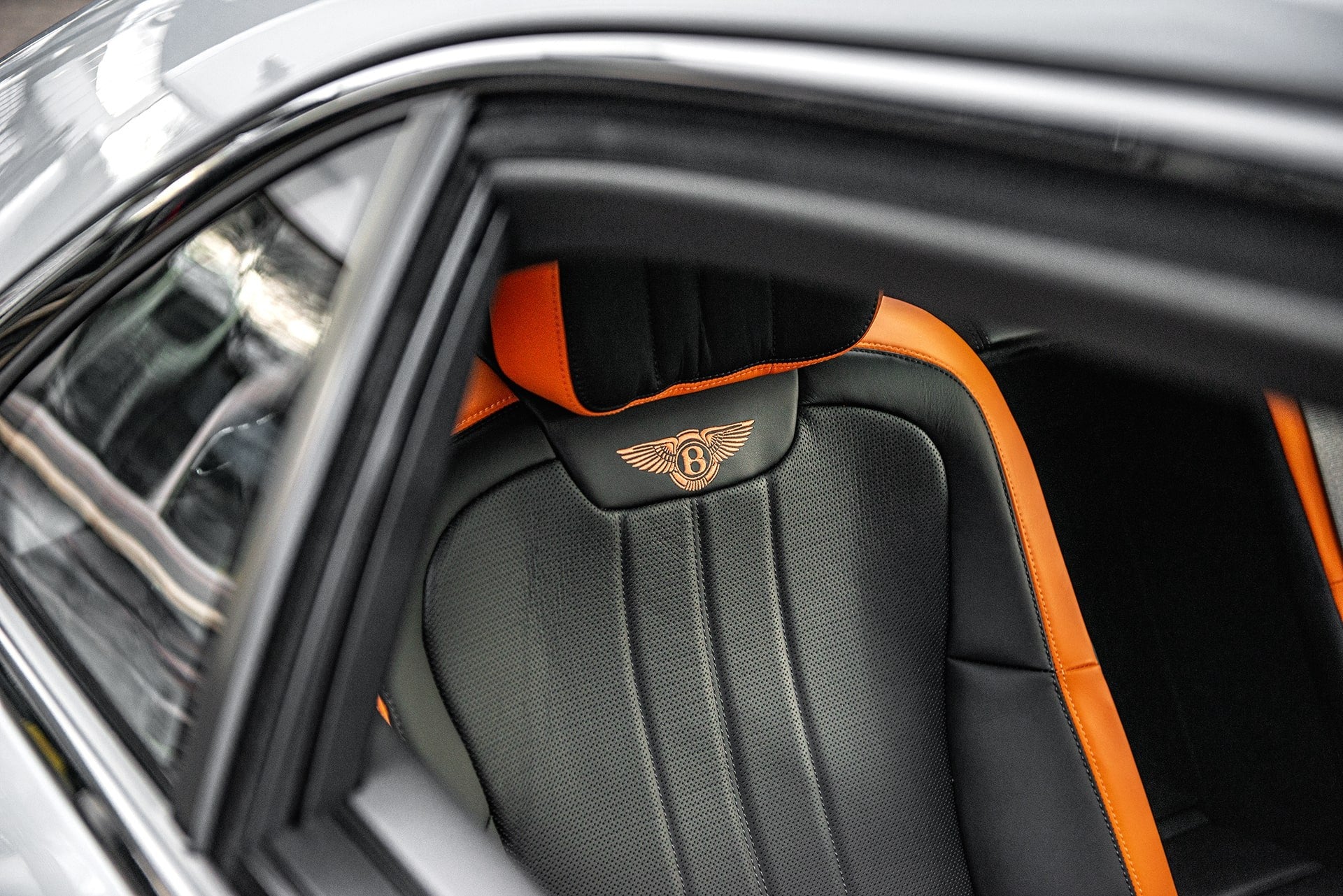 Bentley Flying Spur Carbon Edition