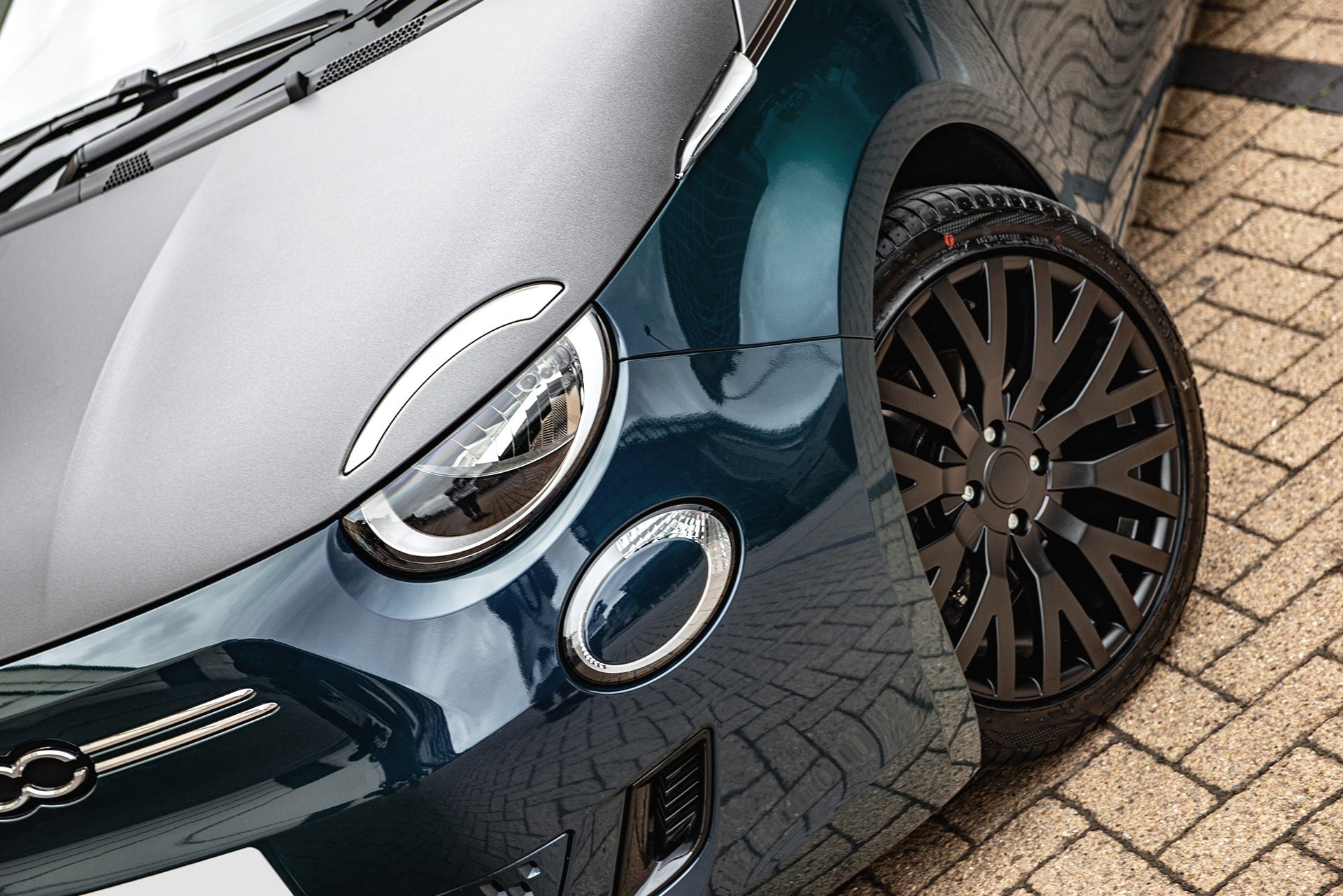 Fiat 500e C 42kWh Passion Convertible Designio by KAHN®