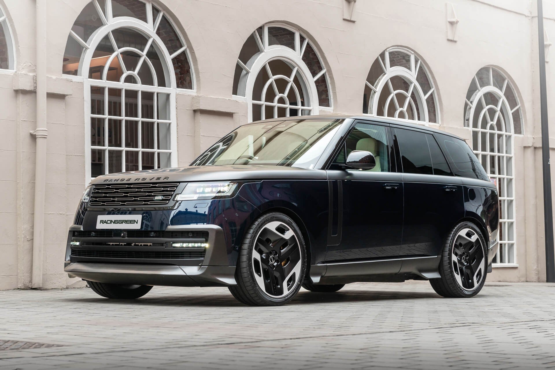 Range  Rover P440e SE