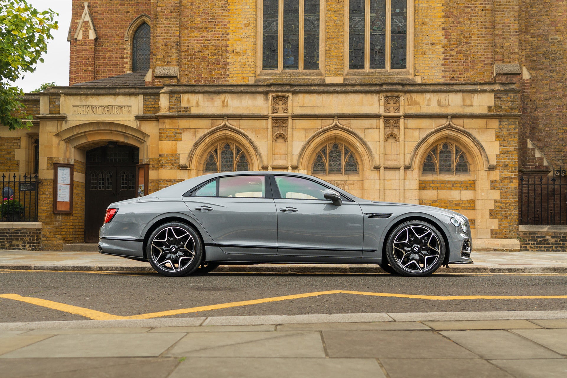 Bentley Flying Spur Carbon Edition