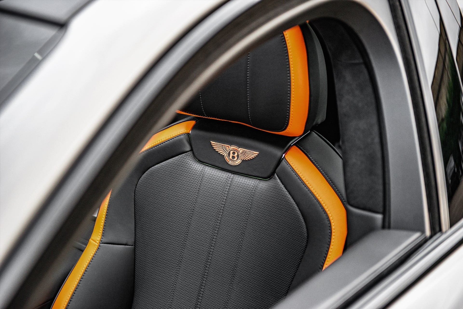 Bentley Flying Spur Carbon Edition