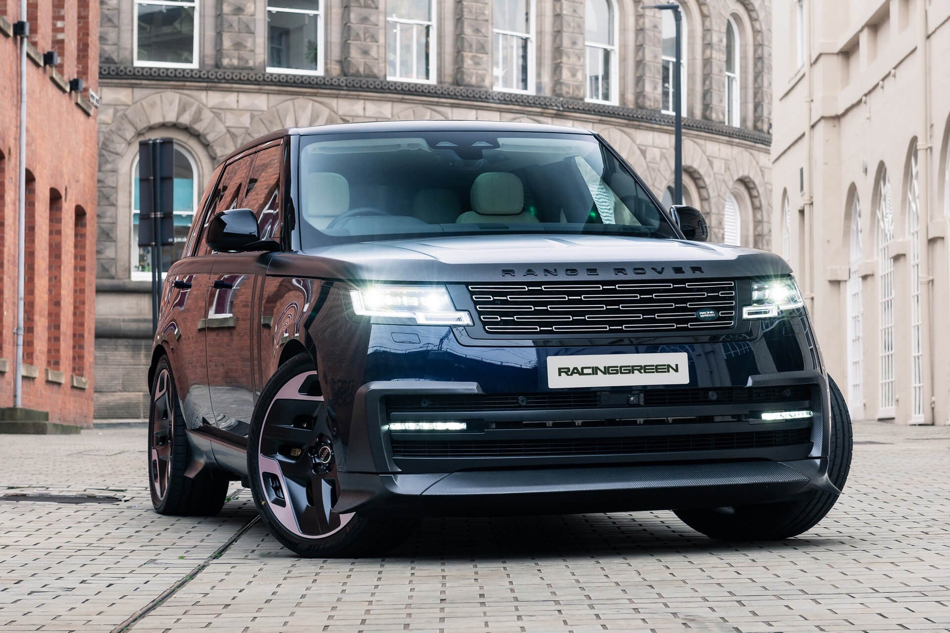 Range  Rover P440e SE