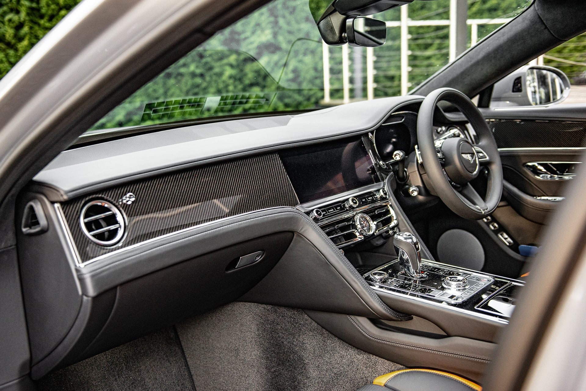 Bentley Flying Spur Carbon Edition