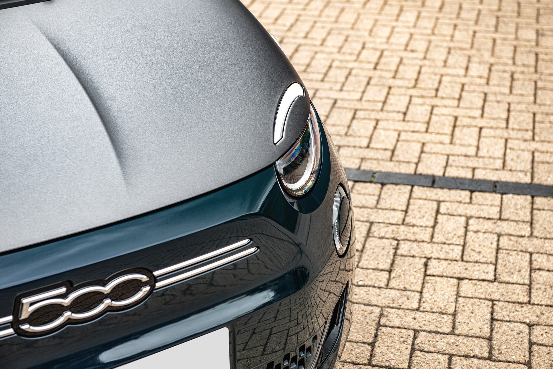 Fiat 500e C 42kWh Passion Convertible Designio by KAHN®