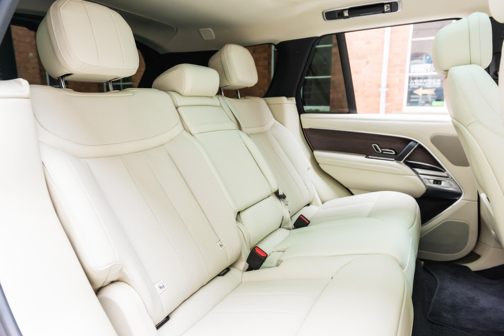 Range  Rover P440e SE