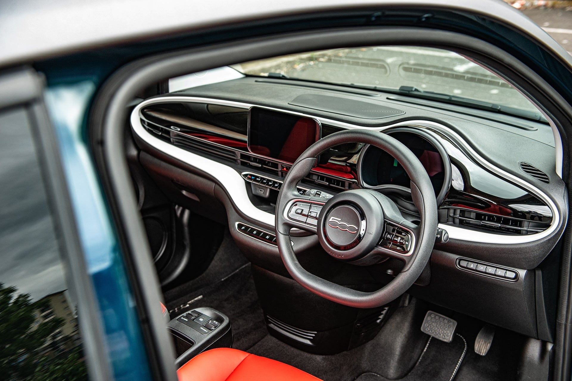 Fiat 500e C 42kWh Passion Convertible Designio by KAHN®