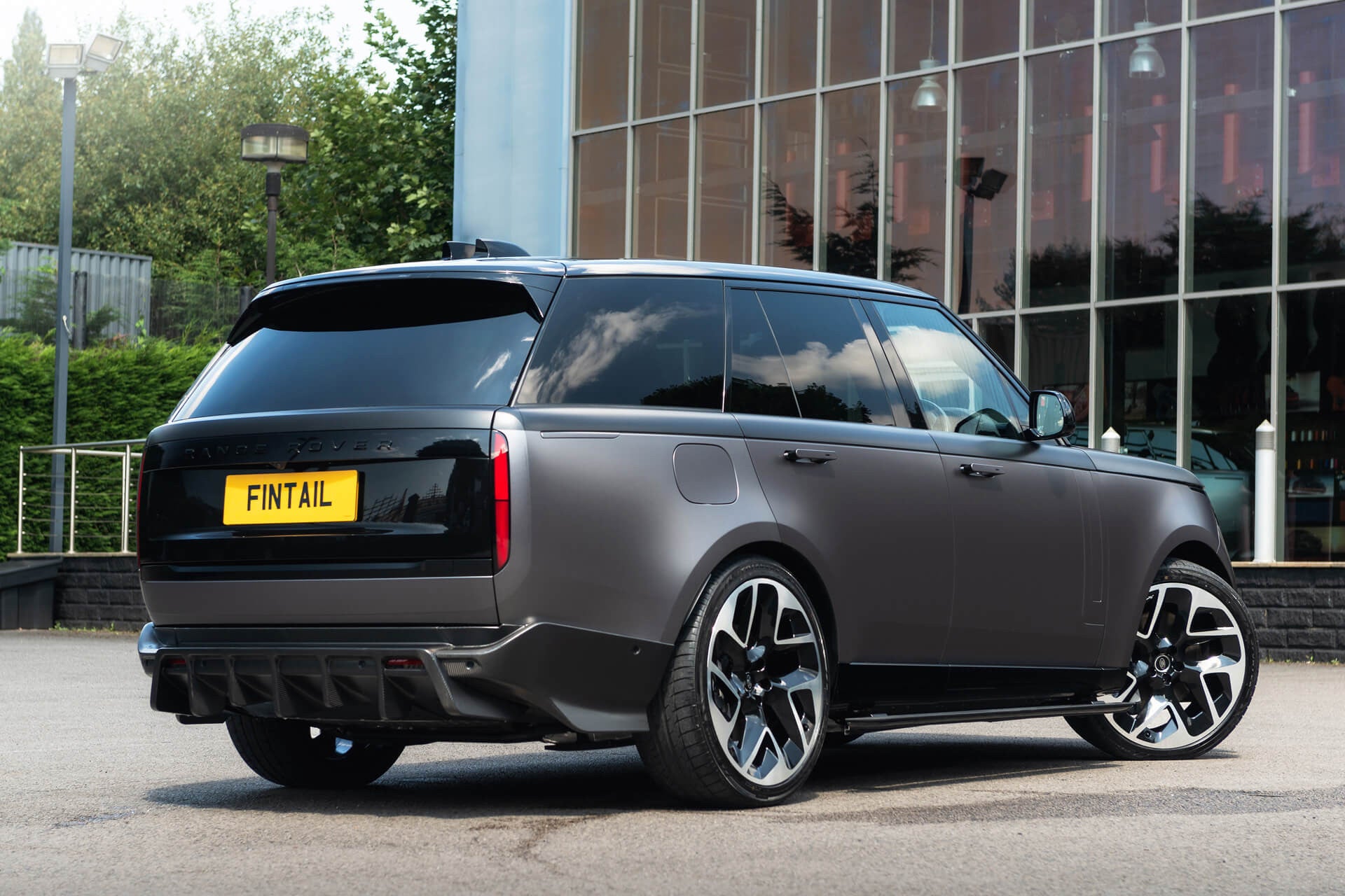 Range Rover P615 4.4 V8 SV